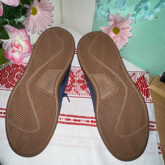 Puma Sneakers - Picture 8 of 8